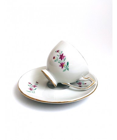 Çiçek Desenli Kahve Fincanı 