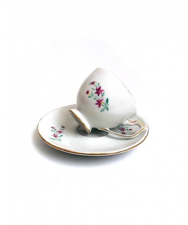 Çiçek Desenli Kahve Fincanı 